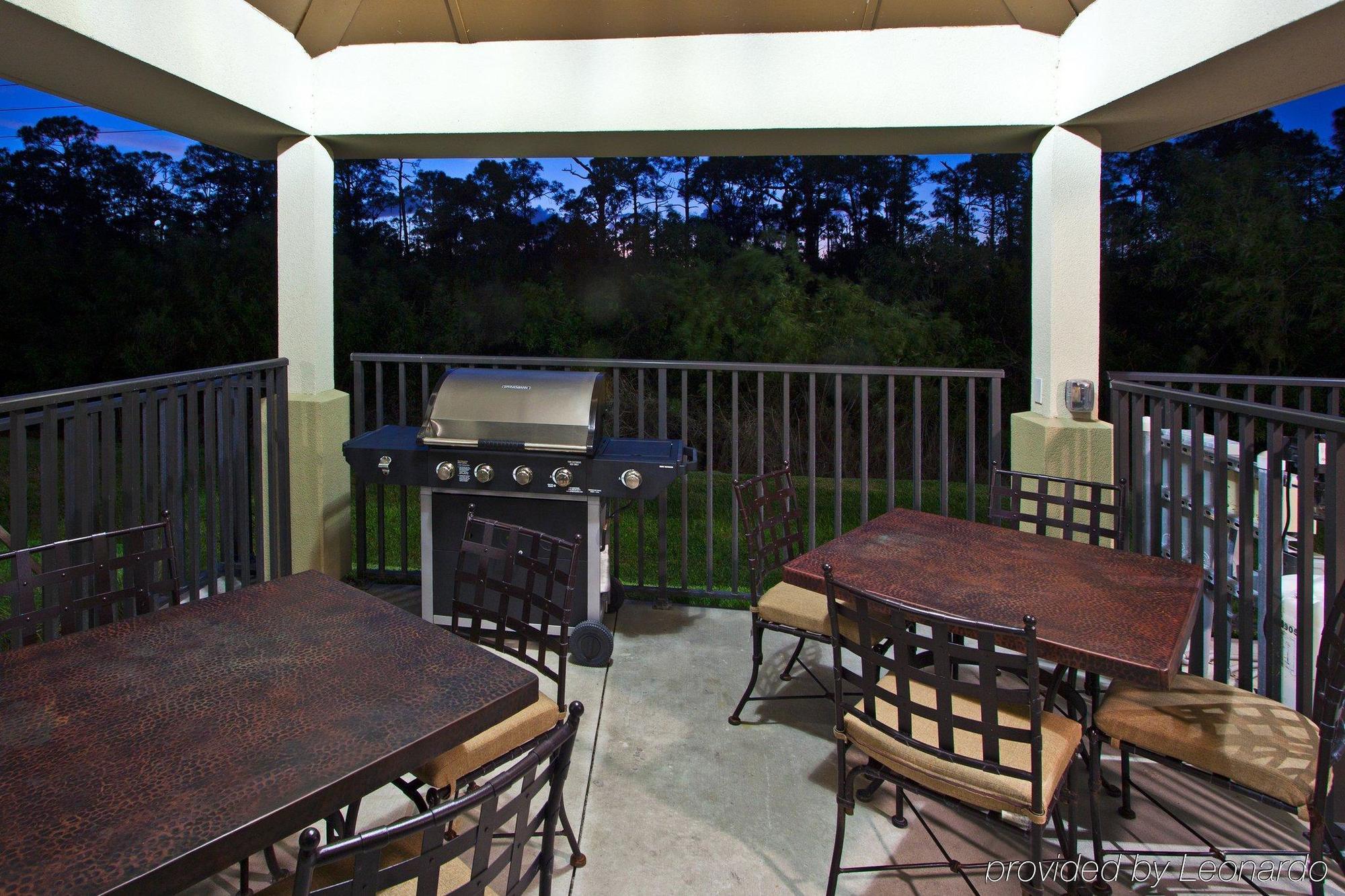 Candlewood Suites Fort Myers/Sanibel Gateway By Ihg מסעדה תמונה