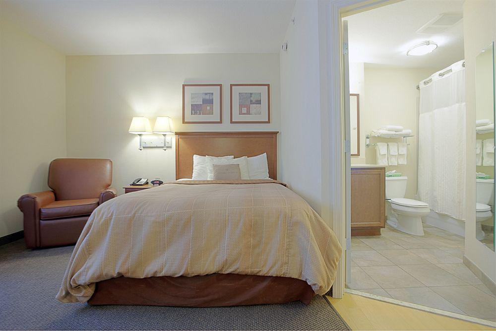 Candlewood Suites Fort Myers/Sanibel Gateway By Ihg מראה חיצוני תמונה
